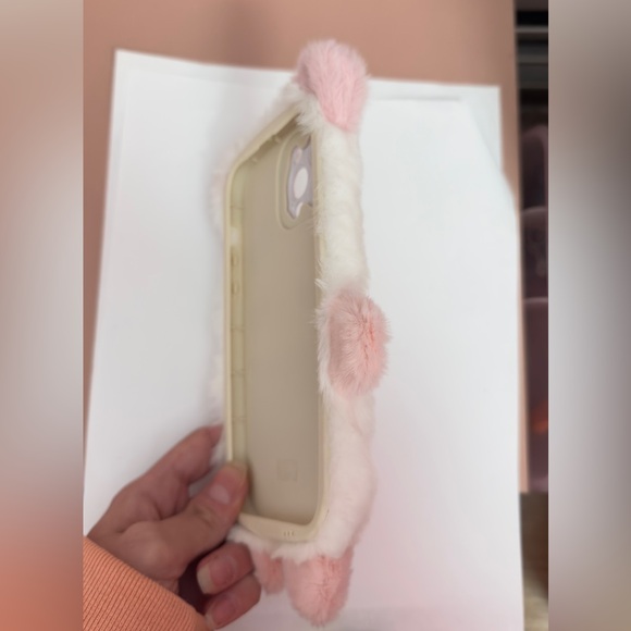 KAWAII IPHONE 13 PRO MAX CASE CUTE FLUFFY HELLO KITTY SANRIO - Picture 4 of 5